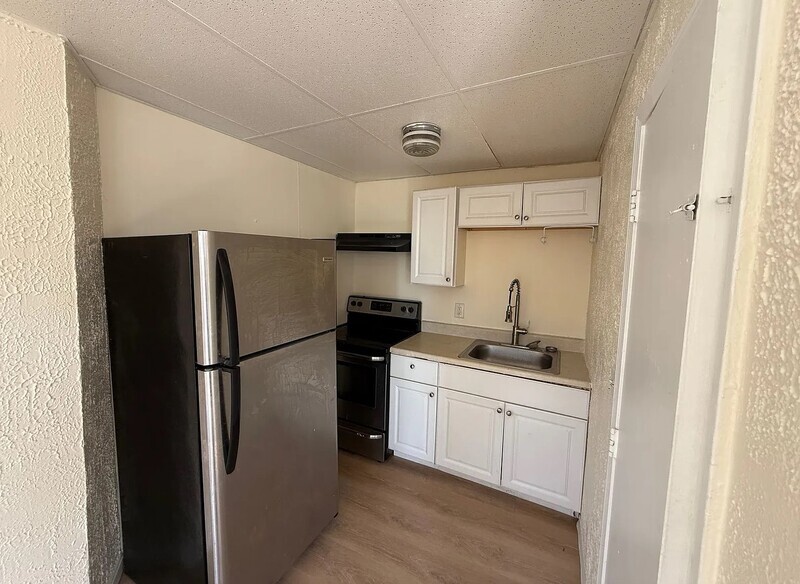 Boston Condo: 116 Brooks St