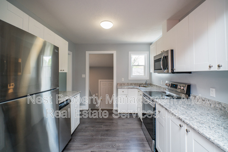 Prince George Condo: 1564 Fir Street