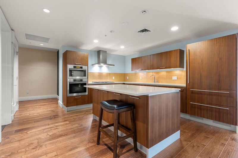 Portland Condo: 311 NW 12th Ave