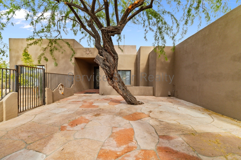 Cave Creek House: 6540 E Wildcat Dr
