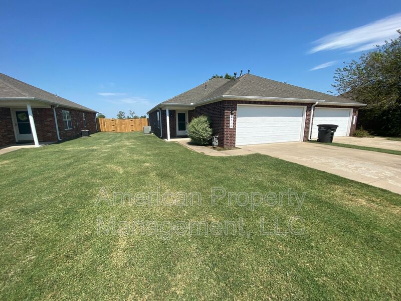 Bartlesville Condo: 4716 NE Wisconsin St