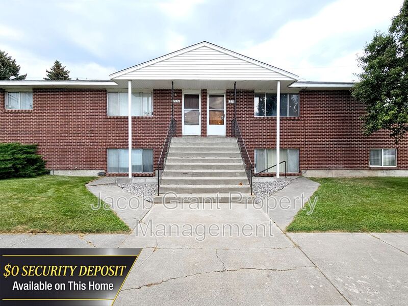 Idaho Falls House: 2118 St. Clair Rd