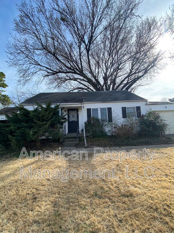 Tulsa House: P2-1Q- 2808 E. 1st Pl.