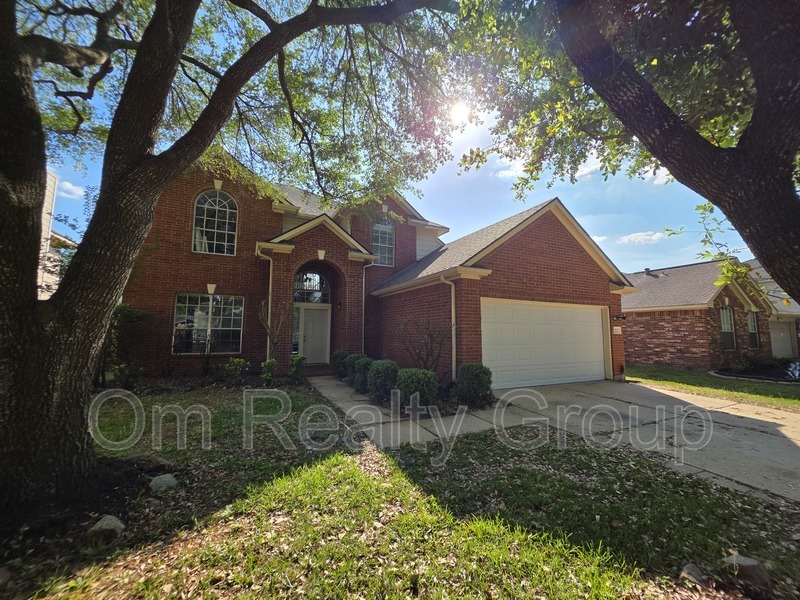 Houston House: 17207 Rancho Verde Way