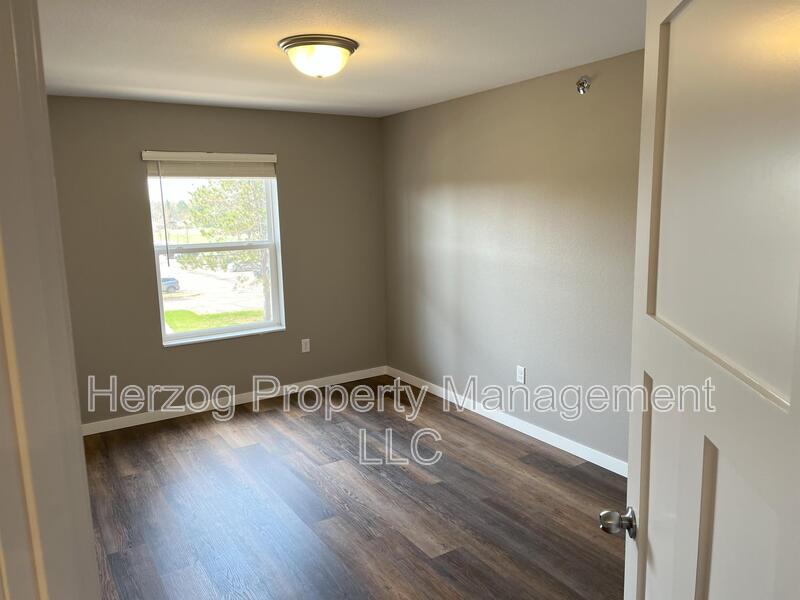 Request a Viewing for 601 17th Avenue Southwest, Apt. 310 Tenant Turner