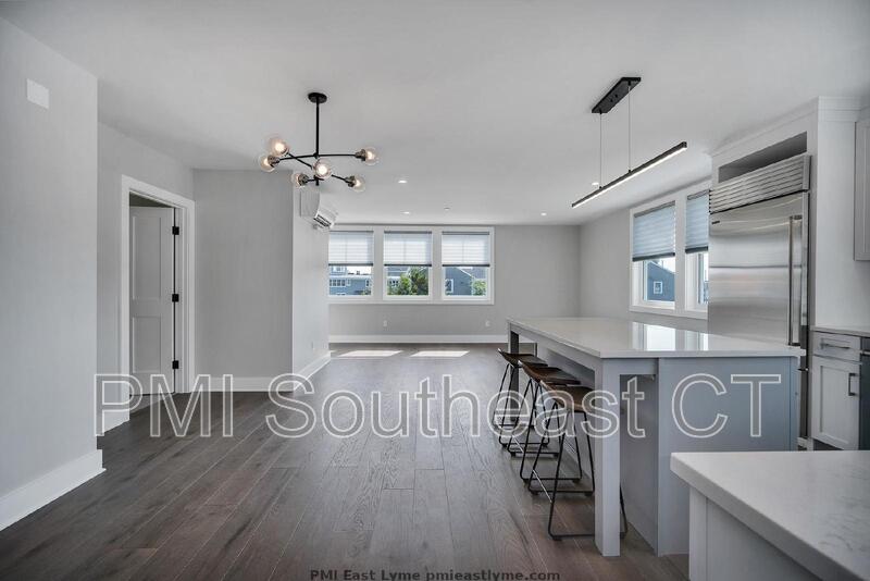 Mystic Condo: 3 Water St
