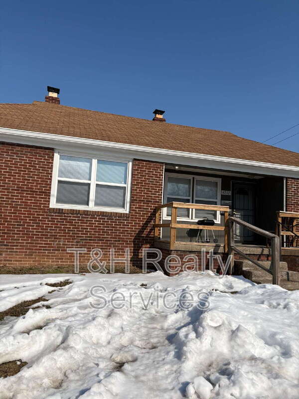 Indianapolis Condo: 4210 East 15th Street