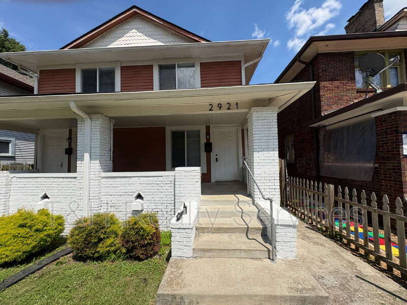 Indianapolis Condo: 2921 North Delaware Street