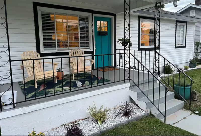 Birmingham House: 4816 3rd Avenue S