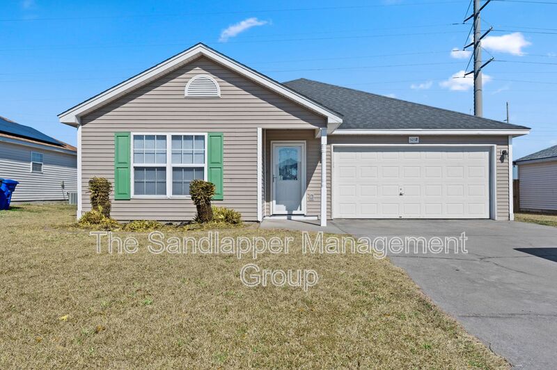 North Charleston House: 5037 Westview Street