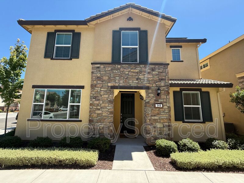 Galt House: 948 Posey St