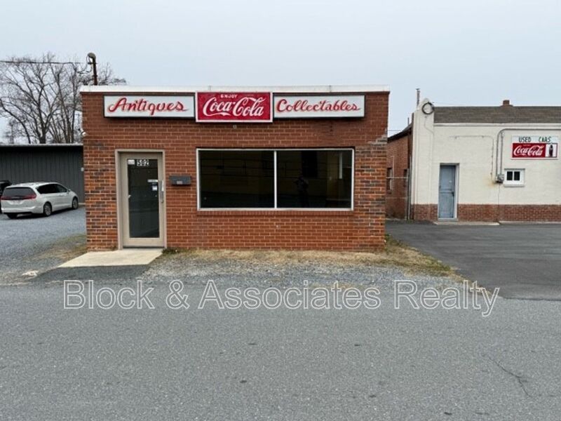 Asheboro House: 502 Hoover St
