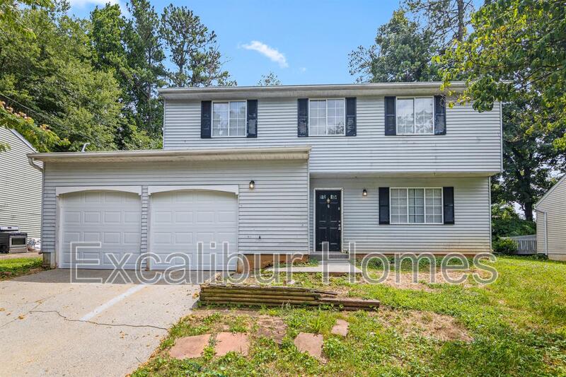 Norcross House: 5100 Rockborough Trail