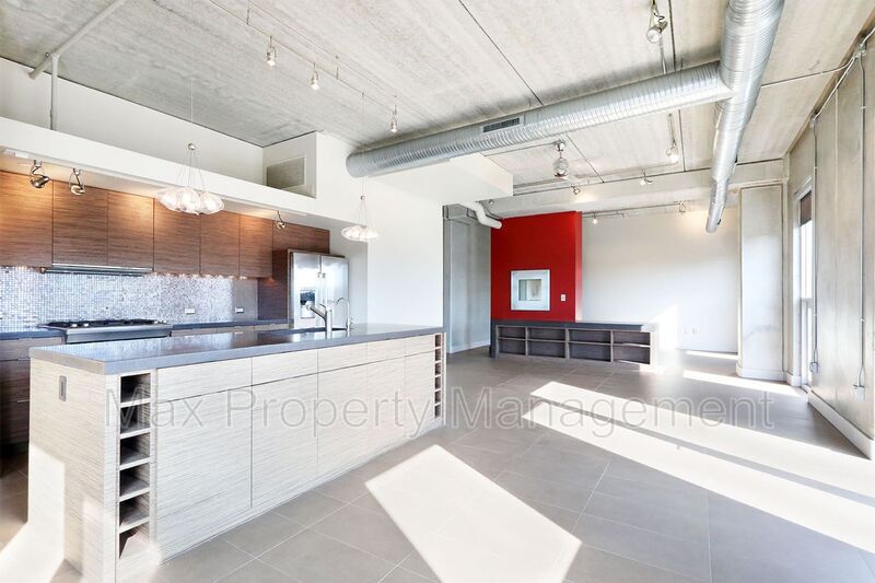 Des Moines Condo: 309 E 5th St