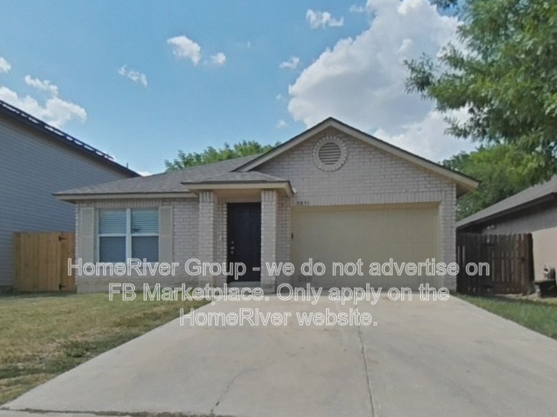 San Antonio House: 9871 Menard Cir