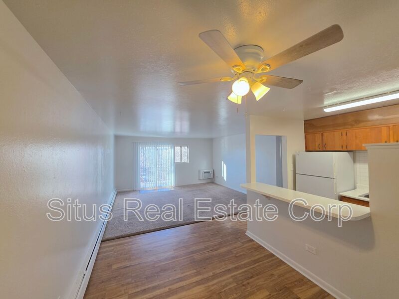 Lakewood House: 1375 Everett Court