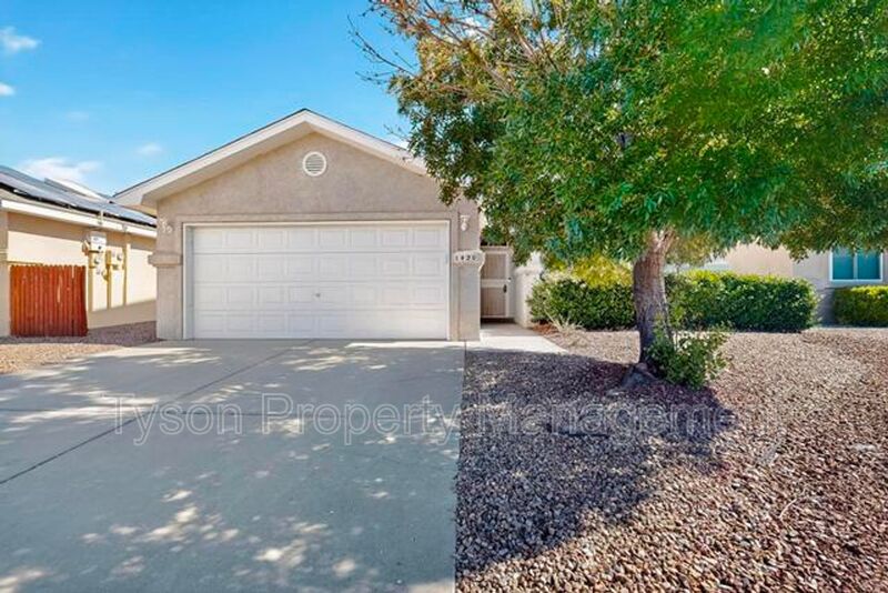 Albuquerque House: 1420 Stoneway Dr NW