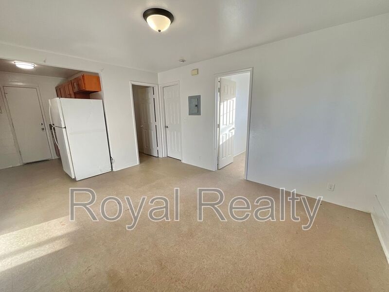 Waipahu Condo: 94-232 Aniani Place