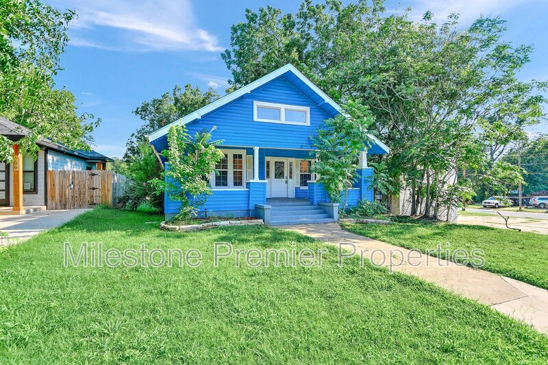 Denison House: 105 West Morton Street