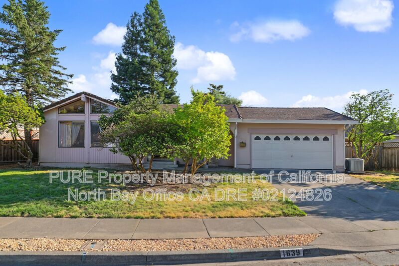 Santa Rosa House: 1639 Calavaras Dr