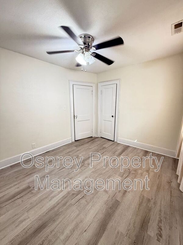 3BR Home with Elizabeth River Views & Spacious Parking - Photo 8