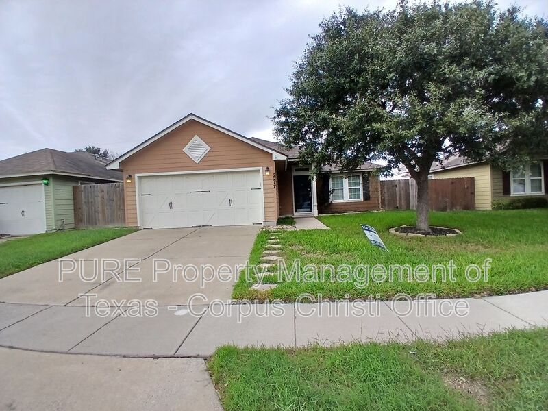 Corpus Christi House: 2217 Abeto Drive