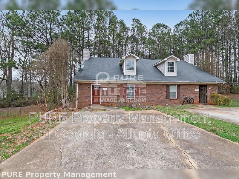Lithia Springs House: 2394 Leeward Ct