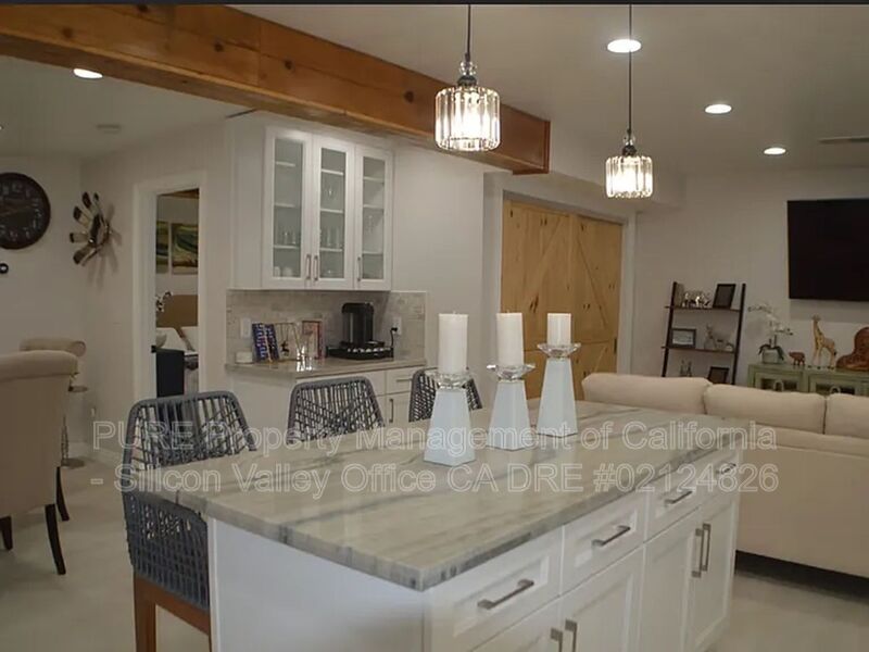 San Jose Condo: 21518 Almaden Rd