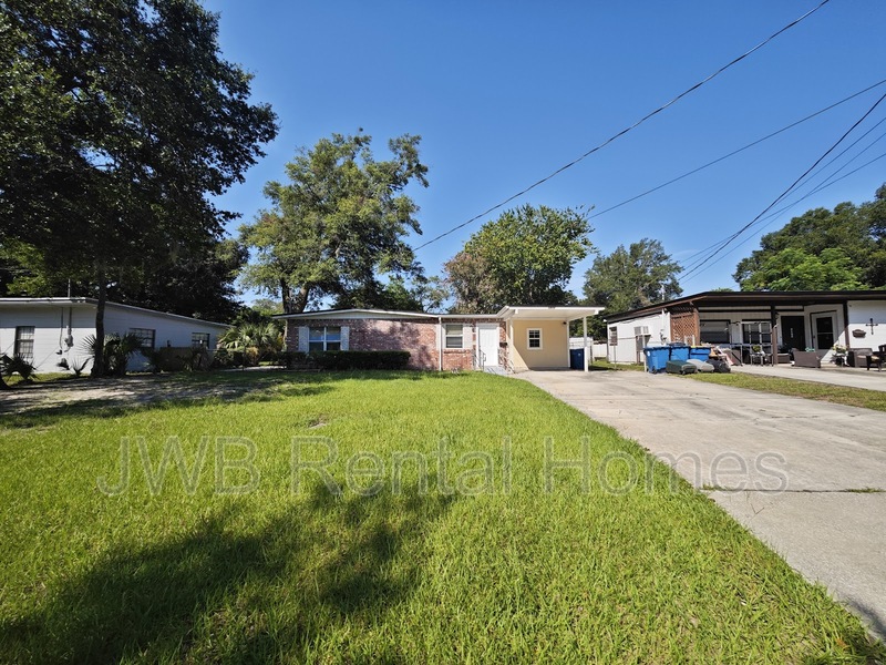 Jacksonville House: 1412 Morgana Rd