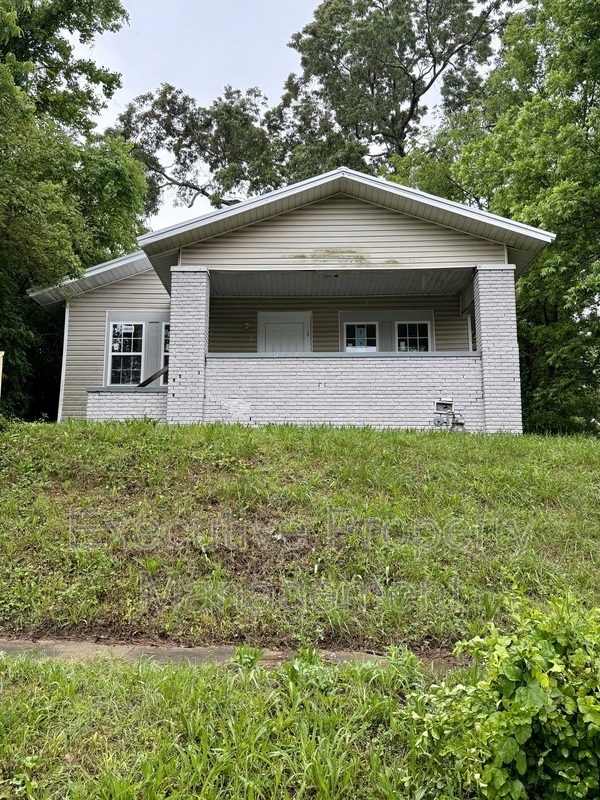 Fairfield House: 513 Oak Place