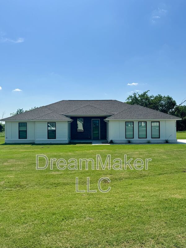 Goldsby House: 5176 Lily Lane