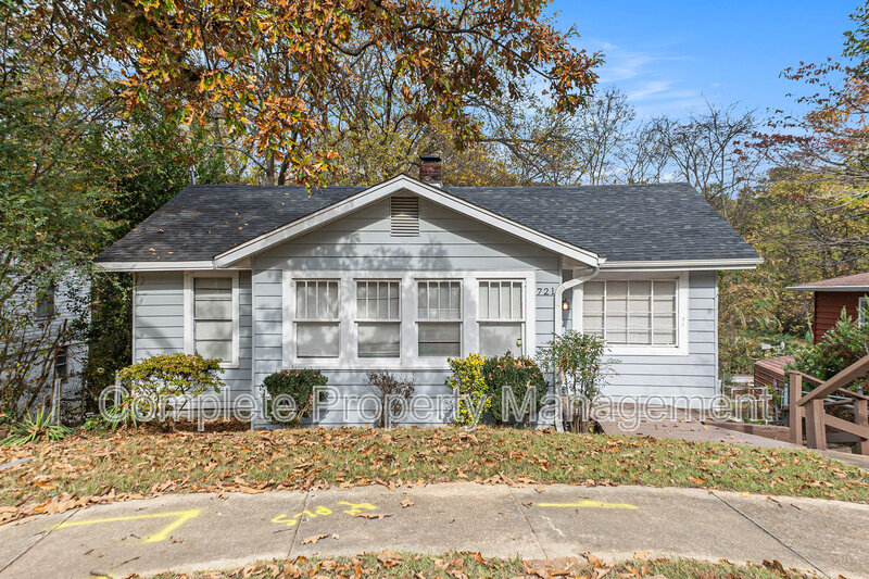 Birmingham House: 721 85th Street South