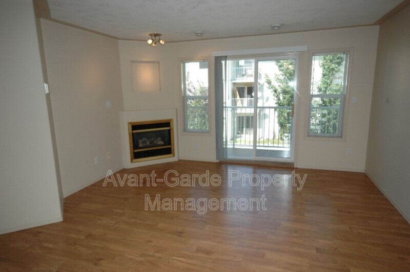 Stony Plain Condo: 4405 37 Street