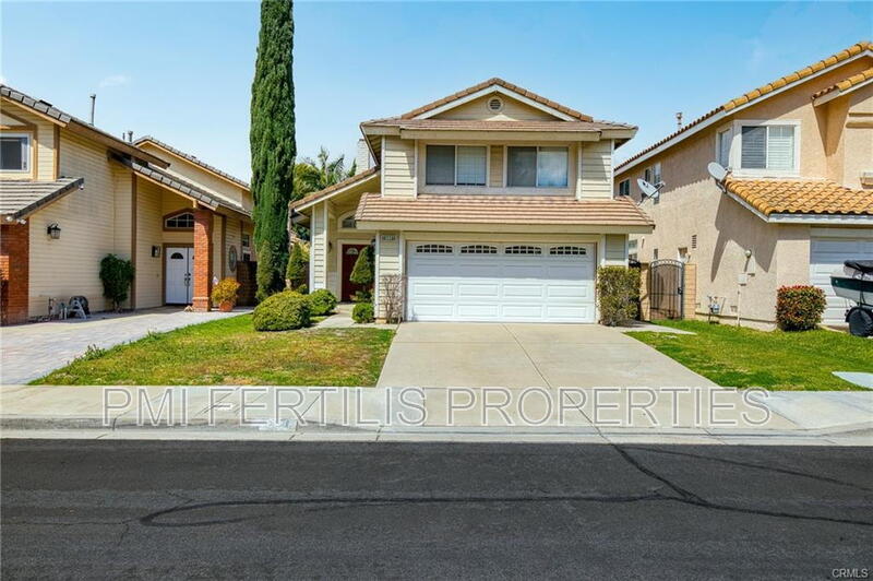 Chino Hills House: 2116 Sun Ridge Drive