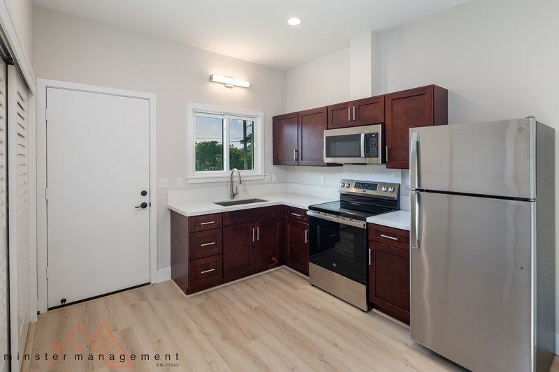 Honolulu House: 22 A Wood Street