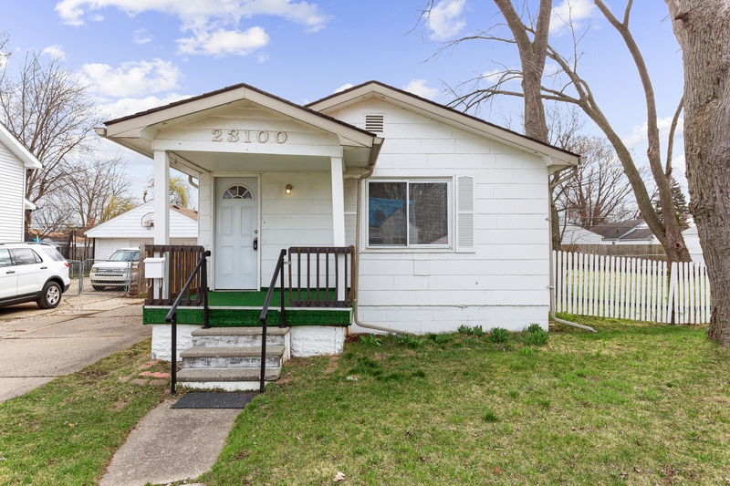 Eastpointe House: 23100 Shakespeare Avenue