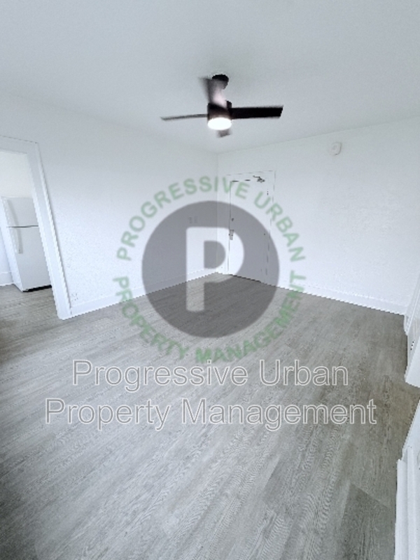 East Cleveland Condo: 13671 Euclid Avenue