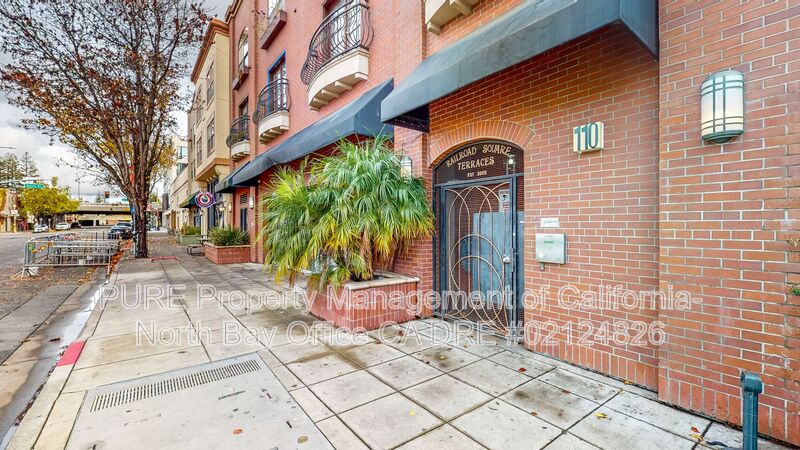 Santa Rosa House: 110 5th Street