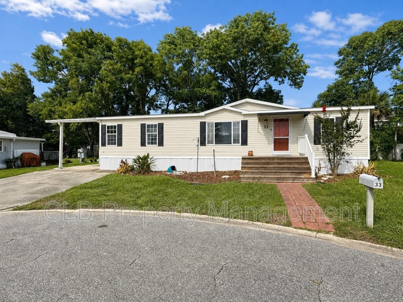 South Daytona House: 33 Cherrywood Ct