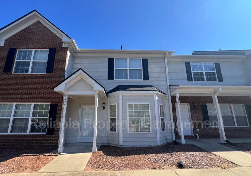 Clayton Townhome: 2825 Bennington Drive