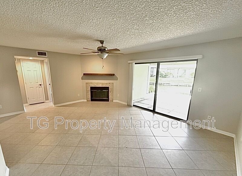 Ponte Vedra Beach House: 239 Cranes Lake Drive