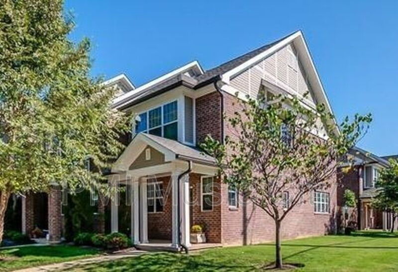 Nashville Townhome: 2324 Knowles Ave