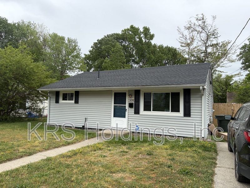 Hampton House: 1474 Morgan Dr