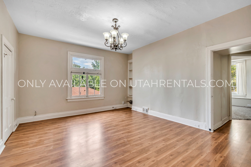 Salt Lake City House: 1040 E 200 S