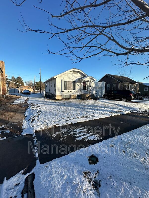 Greeley House: 2224 9th Ave
