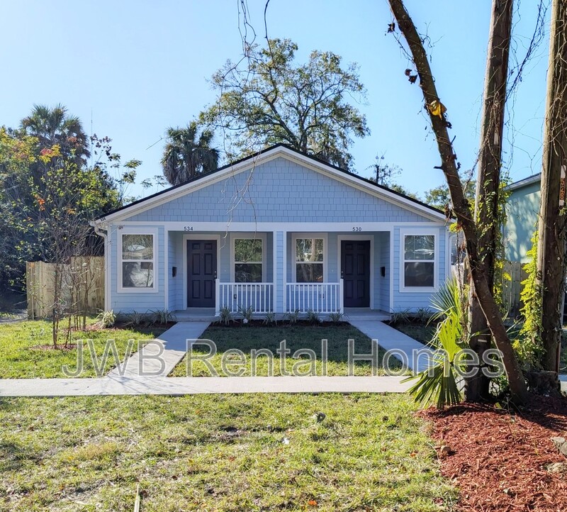 Jacksonville Townhome: 534 Odessa St