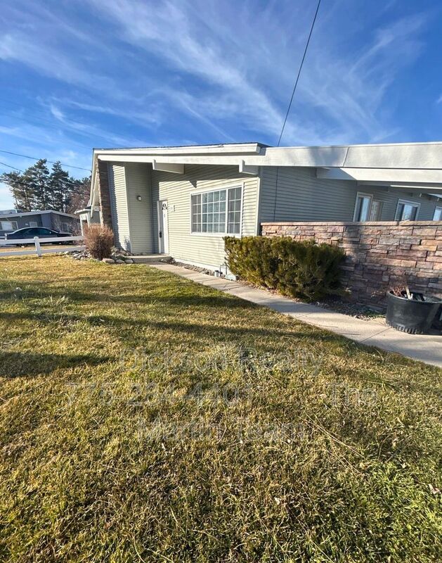 Reno Condo: 5381 Teton Street