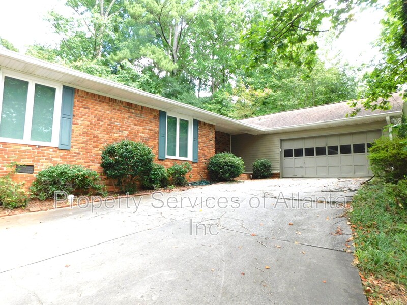 Marietta House: 626 Indian Hills Pkwy