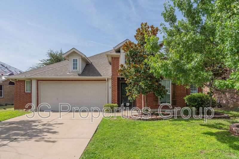 Little Elm House: 2348 Morning Dew Dr