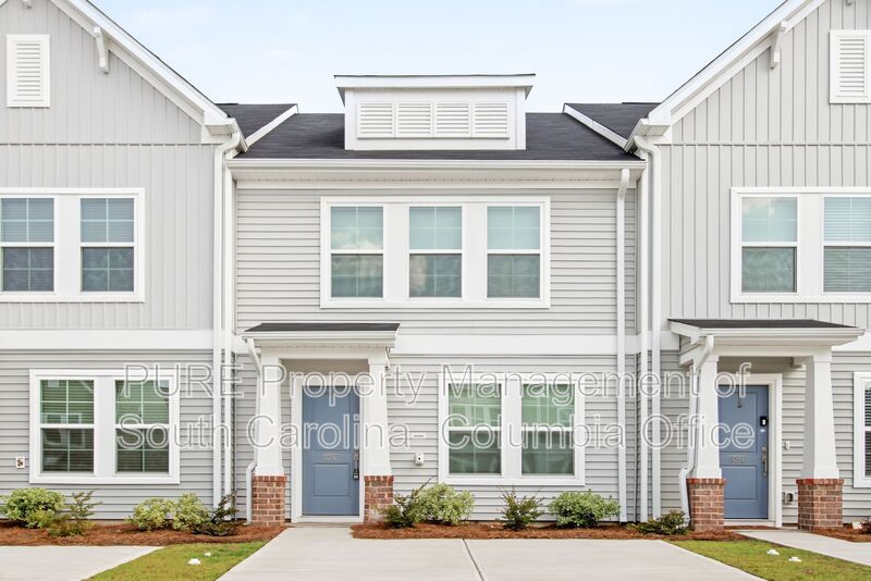 Columbia House: 1052 Astoria Drive